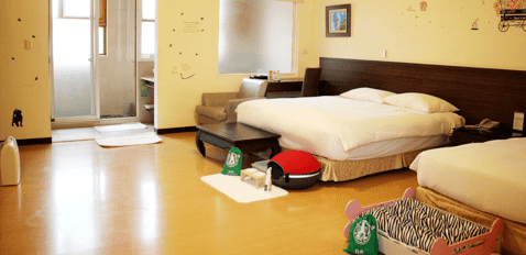東森山林度假酒店寵物住宿房獨立於歐式建築內，每間房間皆有15坪大小。